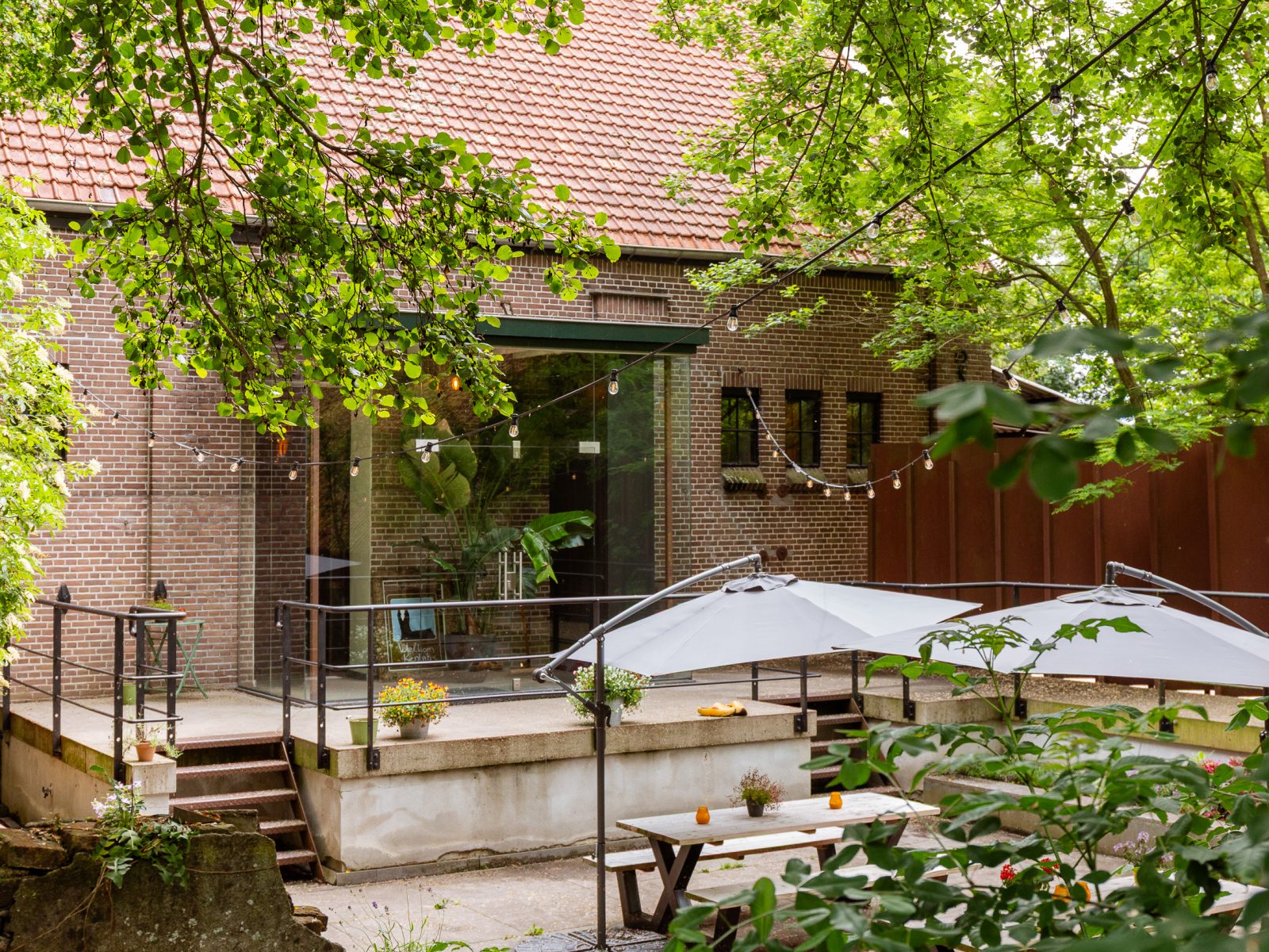 terras-entree-rakhorst